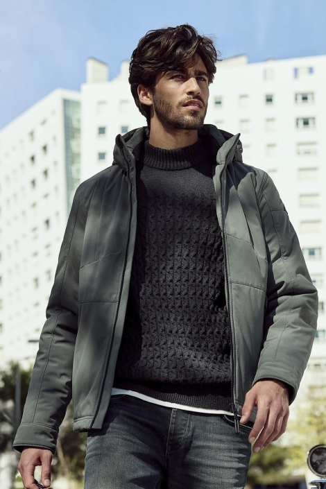 Cast Iron short jacket softshell superbolt